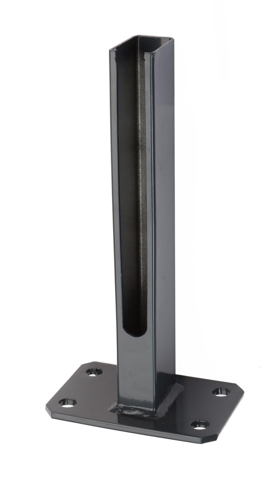 Universal Fußplatte zum Aufdübeln von Zaunpaket24, stabile Metallbefestigung für Zaunpfosten, Blick auf die montierte Platte